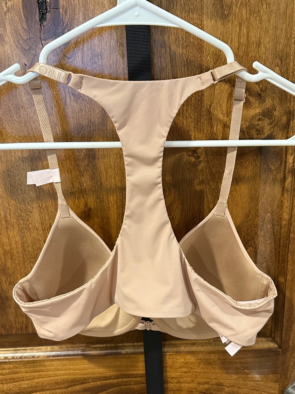 Victoria's Secret Nude Front-Close Racerback Bra - Picture 2 of 5